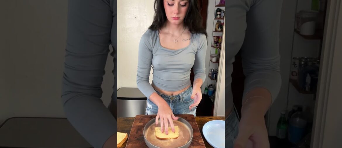 French Toast Breakfast Sandwich! #cooking #sandwich #easyrecipe