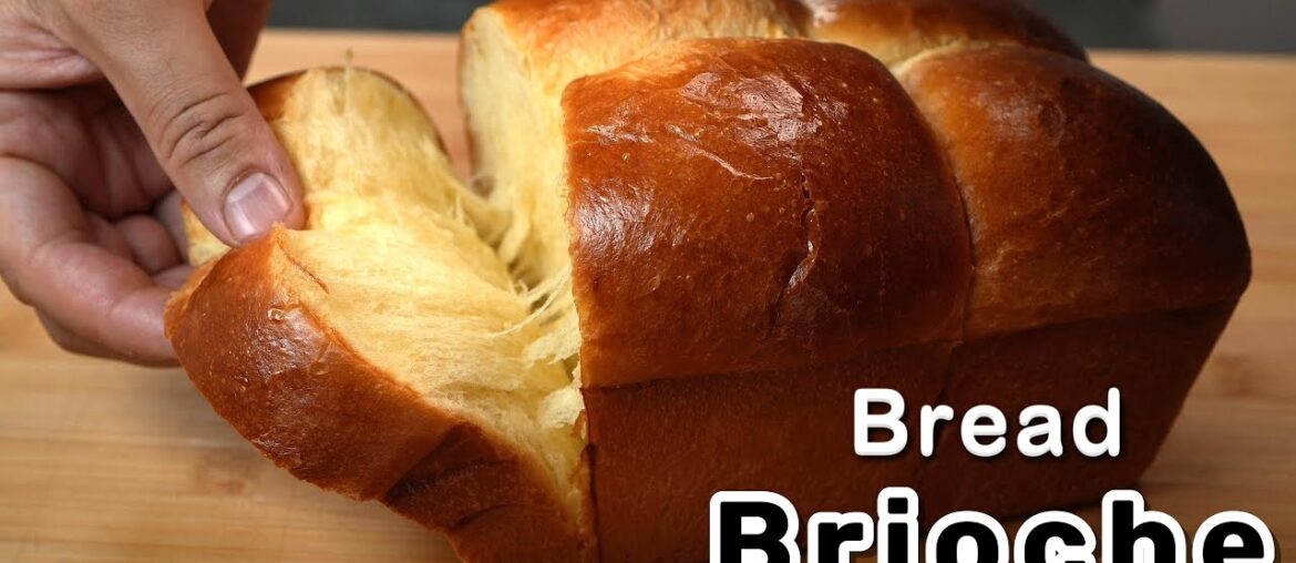 FRENCH BRIOCHE BREAD/ ultra soft, rich, buttery with perfect golden-crusted . @Theapron41