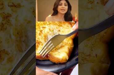 Shilpa shetty’s favourite dish French Toast #shorts #frenchtoast #cookwithpritika #ytshorts