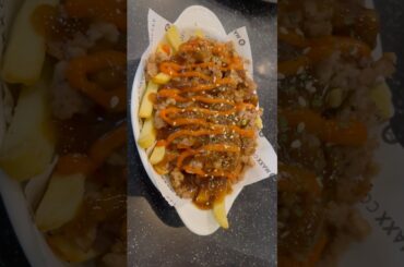 BEEF BULGOGI FRIES AND CINNAMON ROLL #shorts #reels #cafe #fyp