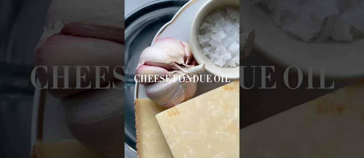 Day 10 of 10 Christmas themed infused oils: cheese fondue oil & cottage pie