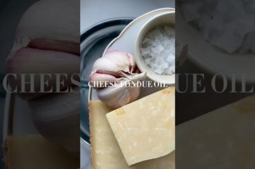 Day 10 of 10 Christmas themed infused oils: cheese fondue oil & cottage pie