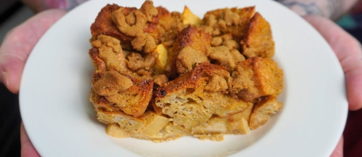 Warm, Soft and Crispy - Easy Apple Cinnamon French Toast Bake