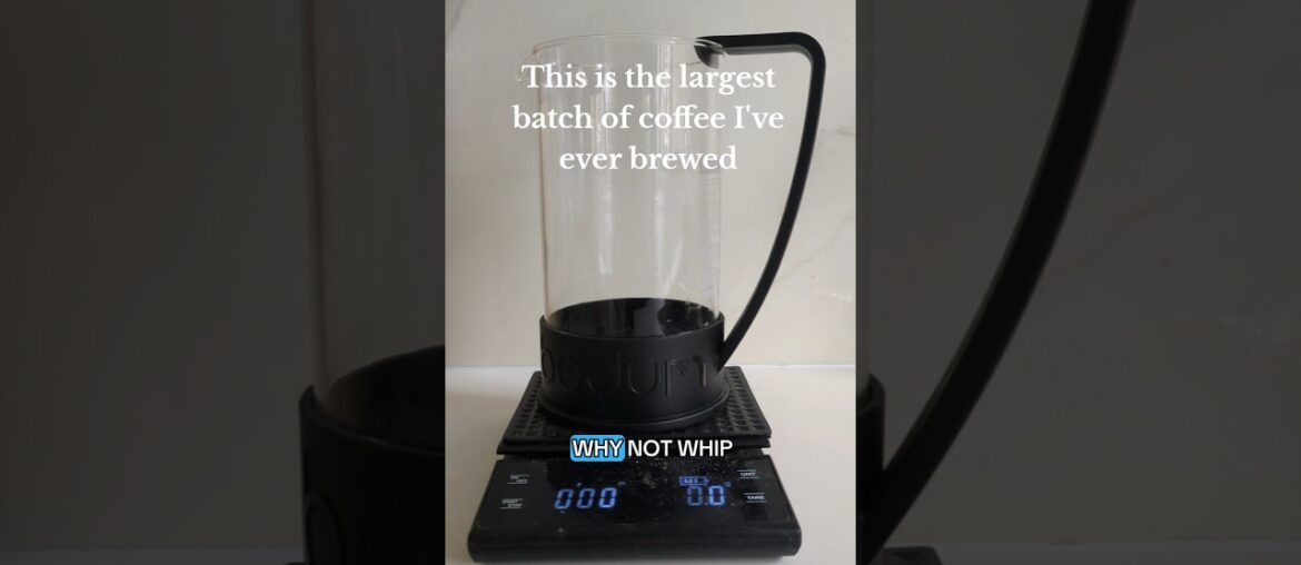 Trying James Hoffmann's French Press method to brew a big batch of coffee