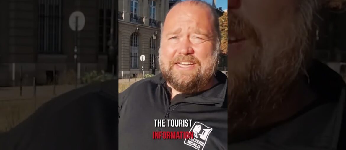 Wine Tours are a MUST When in Bordeaux #winetour #bordeaux #france Wine Tours are a MUST When in Bordeaux #winetour #bordeaux #france