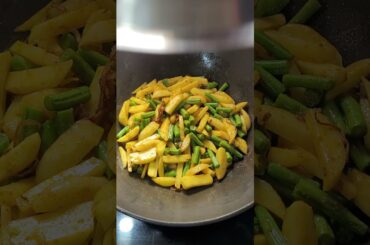 Aloo beans sabzi #shorts | Aloo phali | French beans recipe | Aloo ki sabji | Aloo beans ki sabji