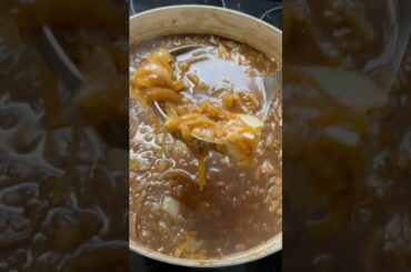 French onion soup season #soup #winterrecipes #frenchonionsoup