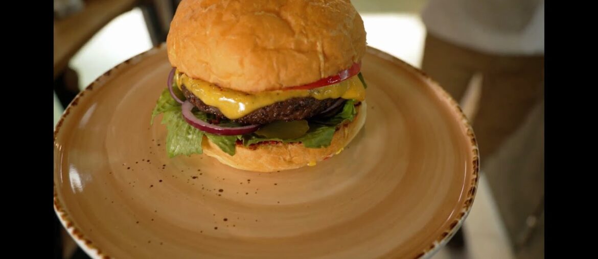 538-It's time for the most ultimate cheese burgers and fries step by step instructions!