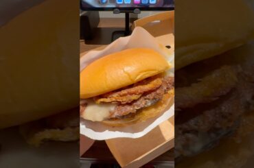 Shake Shack white truffle fries & burger #burger #shakeshack #food