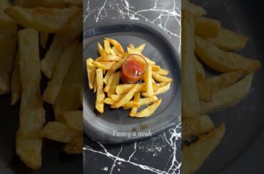 French Fries #frenchfries #food #crispypotatochips #crispyfood #recipe #foodblogger #cooking #recipe