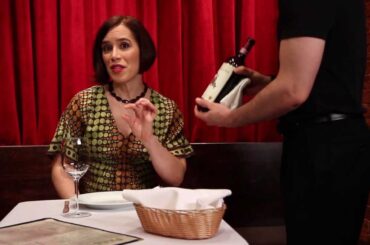 How to Approve Wine at a Restaurant - Wine Simplified