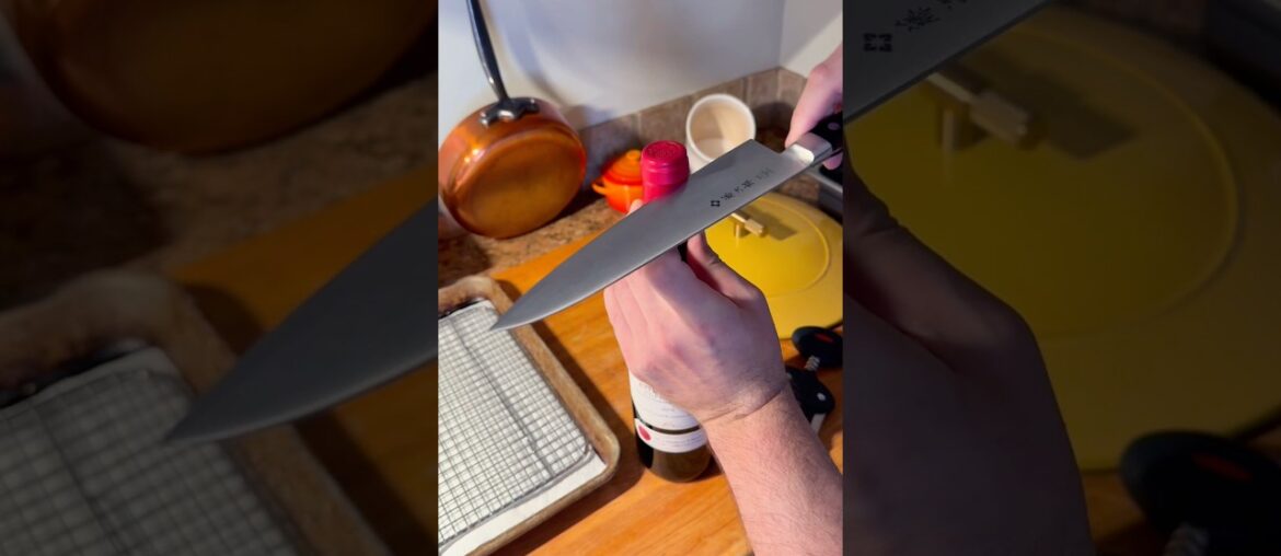 how to open a bottle of wine the grey gourmand way