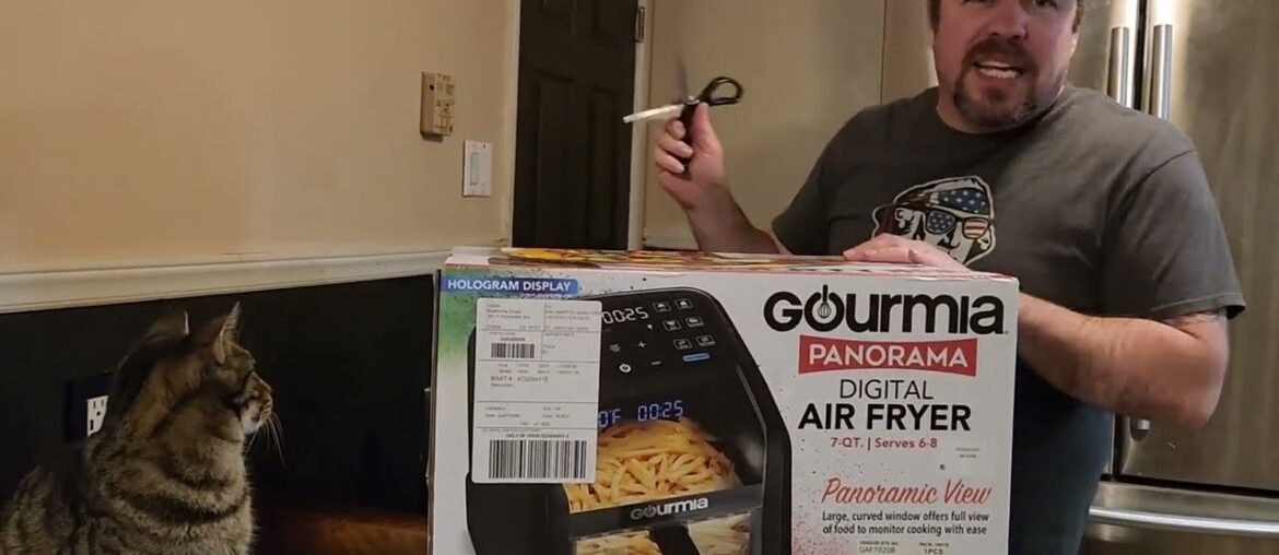 Gourmia 6 qt panorama digital 12 in 1 air fryer. Christmas sale. $50
