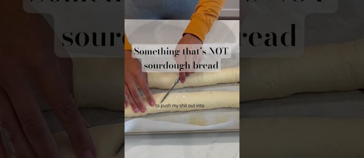 Homemade easy french bread recipe. And it’s not sourdough. More breads on my IG! #homemadecooking