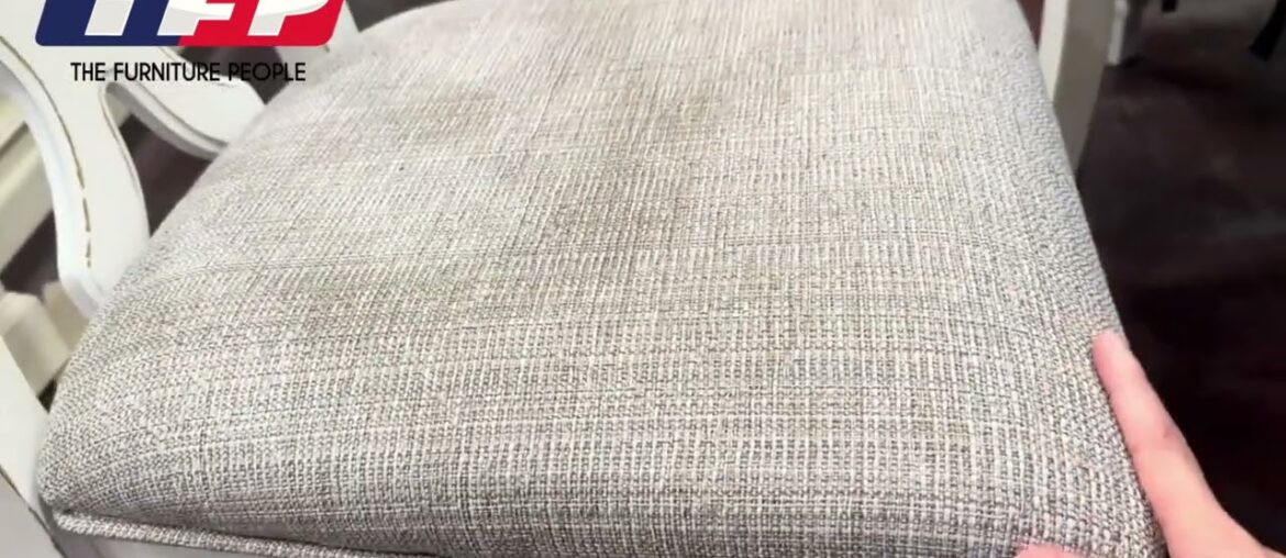 Extensible (4 to 6 Seaters) French Provincial Wooden Oval Dining Table – Caroline Extensible (4 to 6 Seaters) French Provincial Wooden Oval Dining Table - Caroline