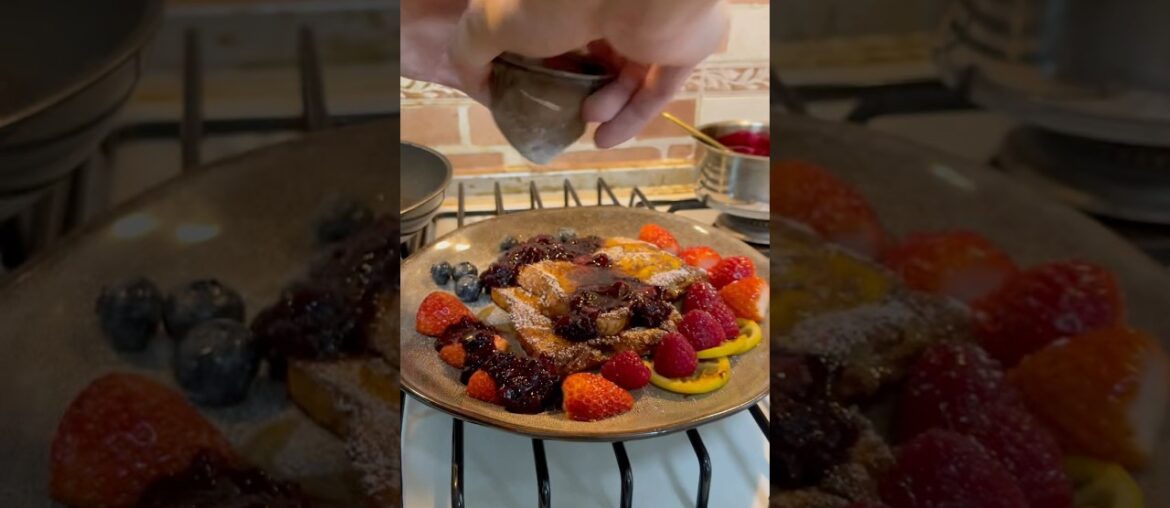 French Toast is an ultimate comfort food! #siblings #cooking #singapore #recipes #shorts #foodie