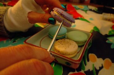 ASMR-sleepy review, soft-spoken, oui, you, and 4 French Macarons, super sweet tinglefied for  sleep