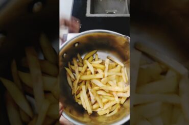 Alu bhujiya | Desi French fries #food #shorts #trending #aloo #ytshorts