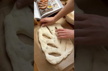 Sourdough Olive Fougasse Bread (French Style Bread)  Recipe #sourdoughbreadrecipe #levainbread#art