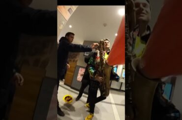 French Restaurant vs Burger King #prank #sax #finedining