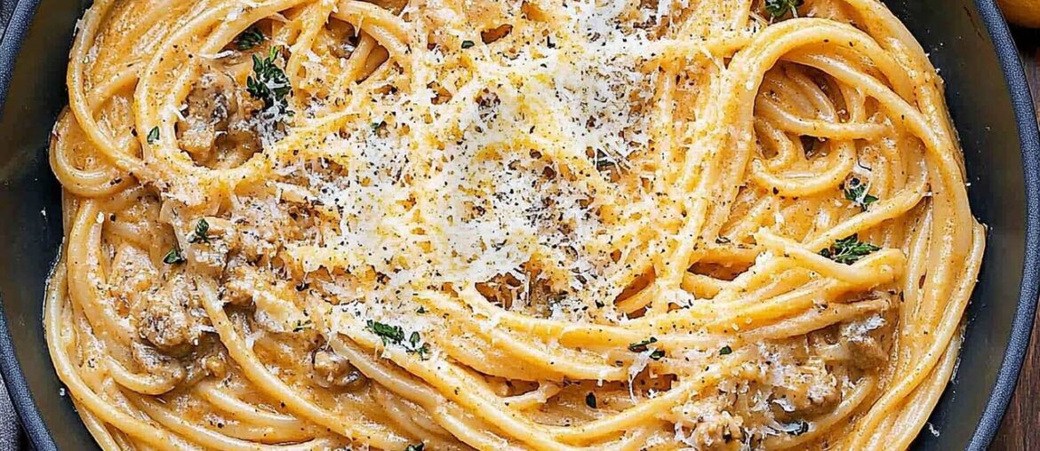 Get Ready for the Easiest French Onion Pasta Recipe EVER!