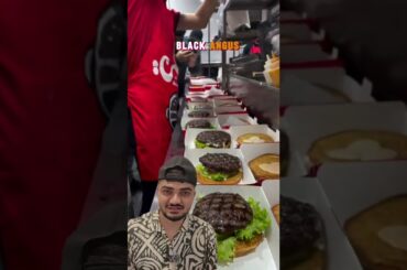 Saudi’s Viral Burger Is Now in the UAE!