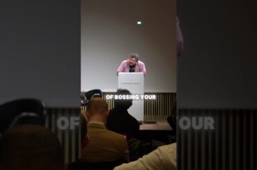 Why Michelin-Starred French Restaurants Discourage Mobile Phone Use for a True Dining Experience