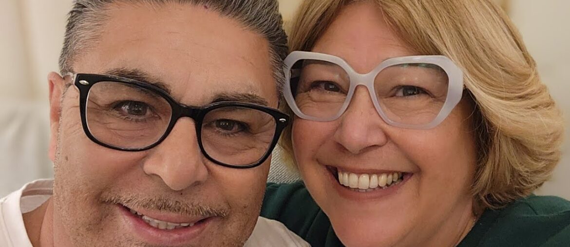 Wine Down Friyay! Come hang out with us!