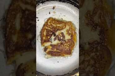 Easy & Fluffy Perfect French Toast Recipe: Crispy and Delicious #shorts #breakfast #easyrecipe