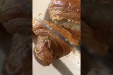 Butter Croissant for Breakfast: A Morning Delight