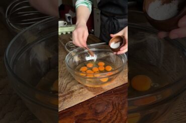 CARAMELISED ONION FRITTATA