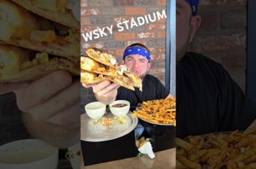 10LBS PIZZA AND BULGOGI  FRIES!!! #foodchallenge #eatingchallenge #eating #mukbang #pizza #fries