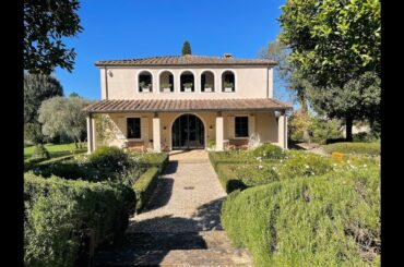 Property inTuscany: embracing your new lifestyle.Rose Bianche:an exclusive dwelling near Golf Course