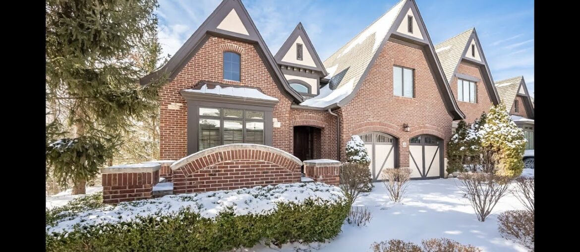 21 Upper Conway Court Chesterfield, MO | CBGundaker.com