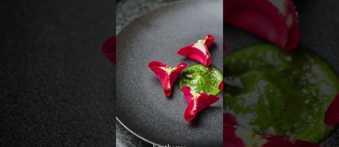 A sophisticated dining venue on the banks of iconic Lake Daylesford. @boathouse_daylesford