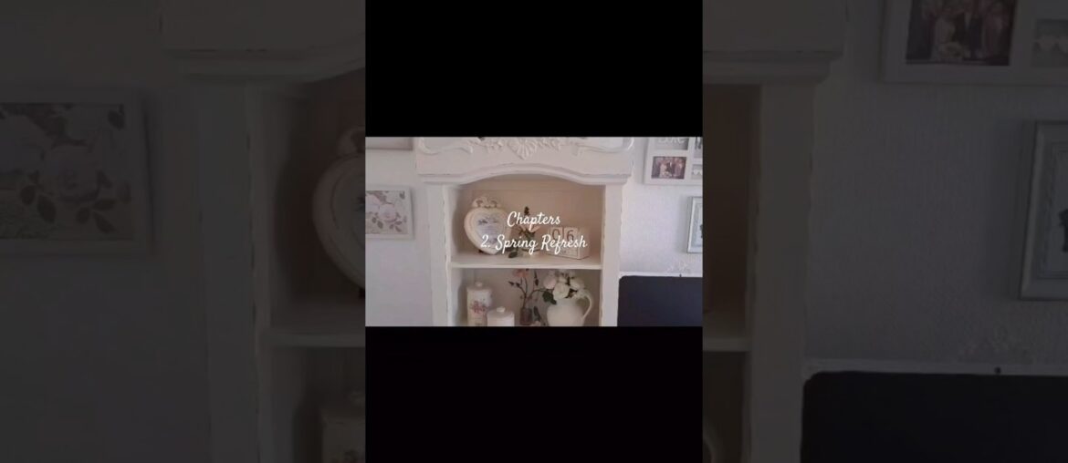 French Country Dining suite.