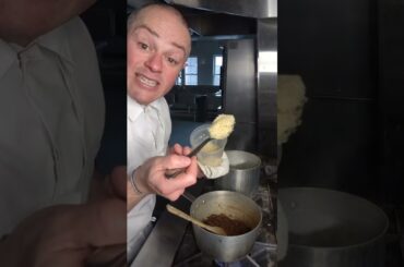 French Onion Mac & Cheese #frenchonionsoup #macandcheese #carmelizedonions #easydinnerideas #pasta