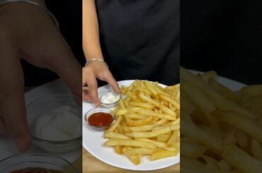 Frozen French Fries Frying and Eating ASMR #asmr #snack #shorts #food #frenchfries #cooking