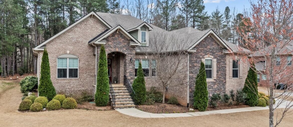 16205 Bastille Dr, Charlotte , NC