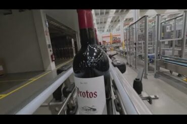 President Trump threatens 200% tariff on French champagne, European wine and spirits