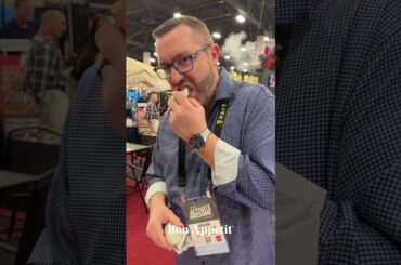 Bon Appetit - Blueberry Donut Moment #blueberry #donuts #best #snacks #yummy #foodgasmic