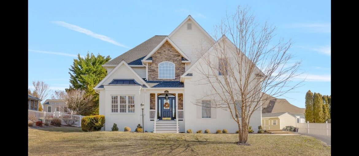 Preview of the Residential for sale at 19 Oxford Rd, Fishersville, VA