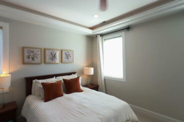 Dreaming of a luxurious penthouse in the Heart of Roscoe Village in Chicago?