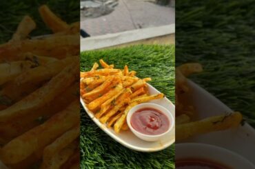 Easy French Fries #easyrecipe #ramzanspecial #ramadan #iftar #iftarrecipe #frenchfries #shorts #food