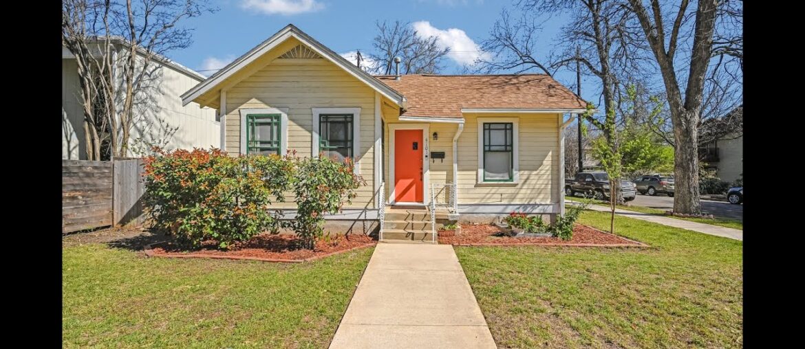 JUST LISTED in Hyde Park! JUST LISTED in Hyde Park!