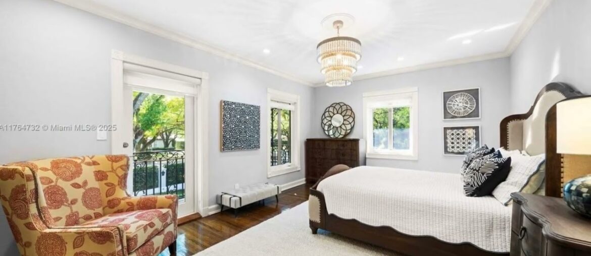 3916 Granada Boulevard, Coral Gables, FL 33134