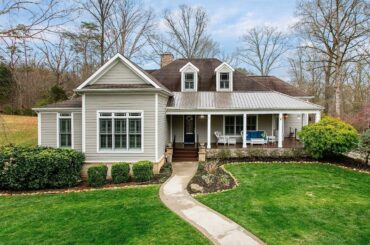 175 Conkinnon Dr. | Located in the desirable Conkinnon Pointe near Fort Loudon Lake