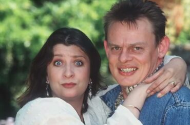 Neil & Martin's Bon Voyage - Season 1 Episode 1