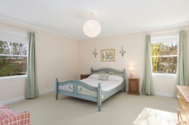 21 Farmington Court, Chevy Chase, MD 20815