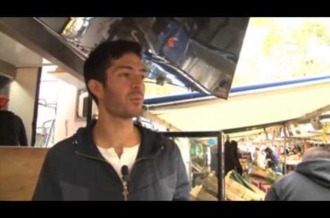 Gourmet Fast Food Trucks Are a Hit in Paris